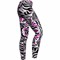 German Wear Sportleggings Pinkes Zebramuster Seitenansicht der Sportleggings mit pinken Zebramustern, flexible Passform und stilvolles Design mit fortschrittlicher Schweißableitung und UV-Schutz. Perfekte Sportbekleidung für Training oder Freizeit. Jetzt online kaufen!