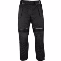 Frontansicht der schwarzen klassischen Cordura-Hosen: erstklassiger Schutz mit hybriden Knie- & Oberschenkelschützern. Vielseitiges Design für Verbindung mit Jacken, Scotchlite-Reflektoren für Sichtbarkeit. Selbstbewusst fahren mit deutscher Technik.
