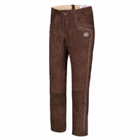 Entdecken Sie unsere dunkelbraunen bayerischen Lederhosen! Diese kunstvoll bestickten, langen Hosen haben eine Seitentasche und Gürtelschlaufen. Perfekt für traditionelle Mode – jetzt kaufen und Stil zeigen!