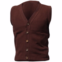 Vorderansicht der German Wear Trachtenweste – Weiche, gestrickte Wollweste. Bequeme und elegante Wollweste im zeitlosen, klassischen Design. Hochwertige Wollweste, perfekt für jeden Anlass. Jetzt online bestellen und Premium-Komfort genießen!