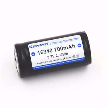Keeppower 16340 - 700mAh. 3.7V Li-Ionen-Akku (BMS/PCB geschützt)