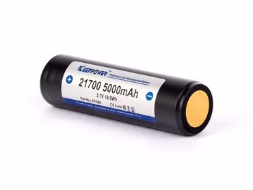 Keeppower 21700 - 5000mAh. 3.6V - 3.7V Li-Ion-Akku PCB geschützt Keeppower 21700 - 5000mAh. 3.6V - 3.7V Li-Ion-Akku PCB geschützt