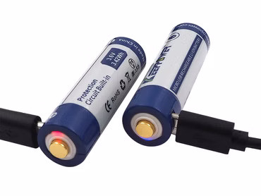 Keeppower 14500 - 950mAh Li-Ionen 3.7V - 3.6V mit USB Lademöglichkeit und PCB P1495U