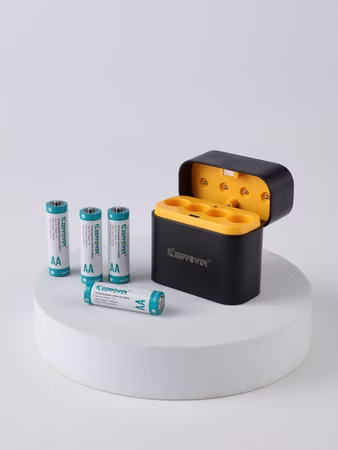 Keeppower I4 Ladegerät mit 4× 1,5V AA Li-Ion-Akkus (4300mWh) – USB-C Eingang