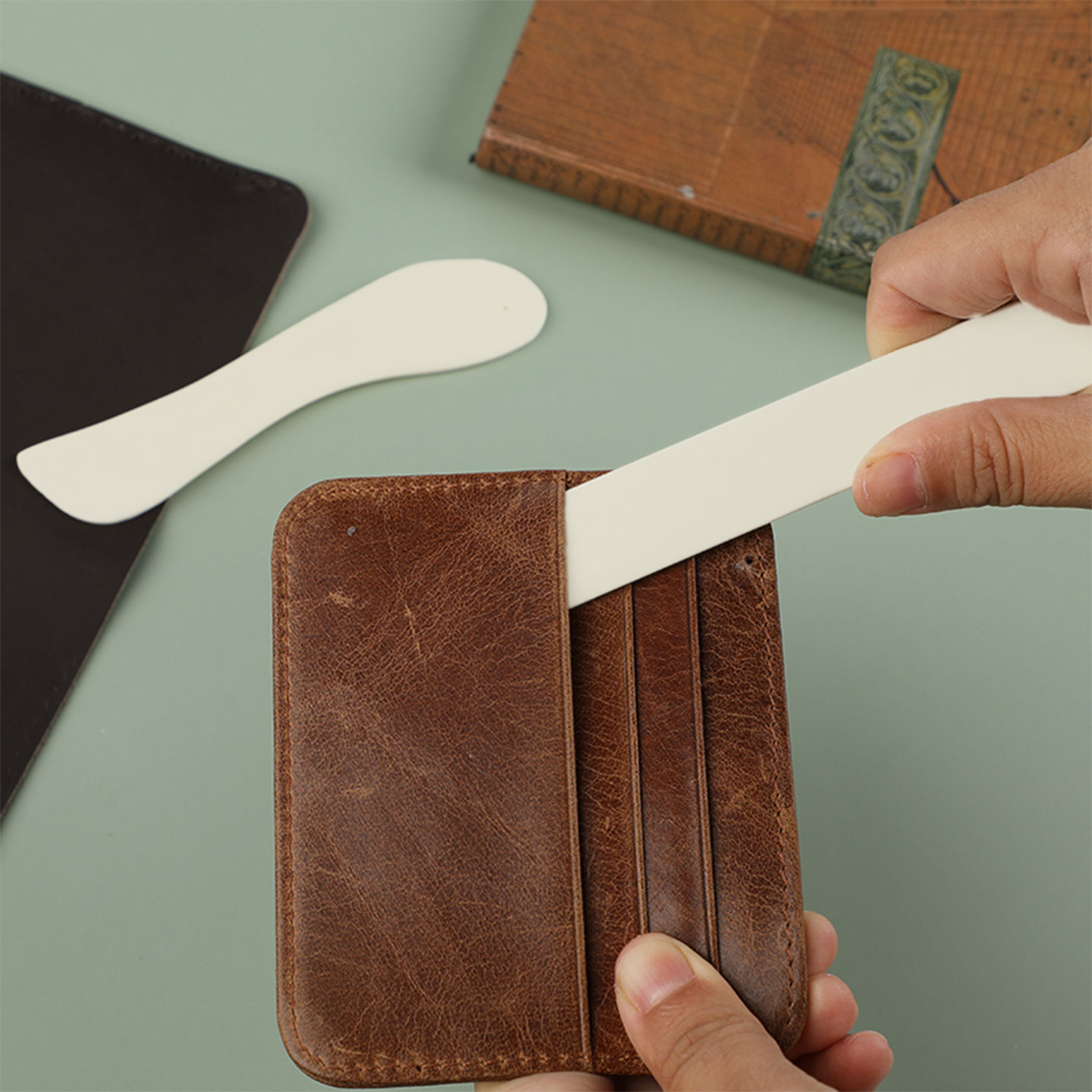 Leathercraft Tool 2 pc Plastic Bone Folder Leather Edge
