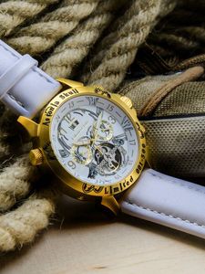 Calvaneo 1583 Astonia Skull White Edition Automatik