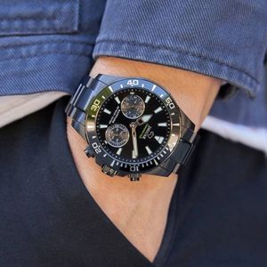Jaguar J930/1 Connected Hybrid Herrenuhr