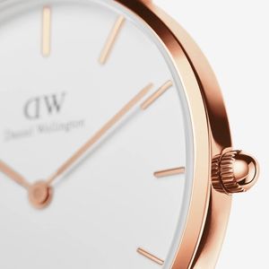 DW00100163 Petite Melrose ladies' watch