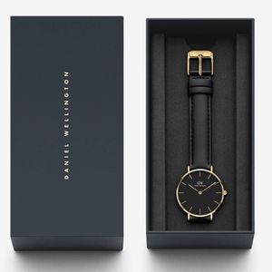 DW00100547 Petite Sheffield ladies' watch