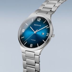 Bering 15240-777 Titanium Solar Herrenuhr
