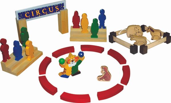 Holzfiguren Motiv Zirkus