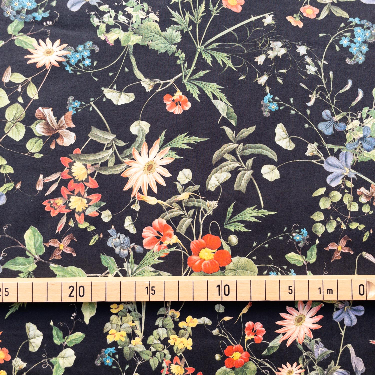 Fabrics-City Weiß/blau/rot Baumwollpopeline Stoff Patchwork-Style Mit  Delfinen, Wasserwellen, Ankern \u0026 Booten, Ideal Für Sommerkleider, Blusen,  Hemden Nähprojekte, 5039, image size:1500x1500