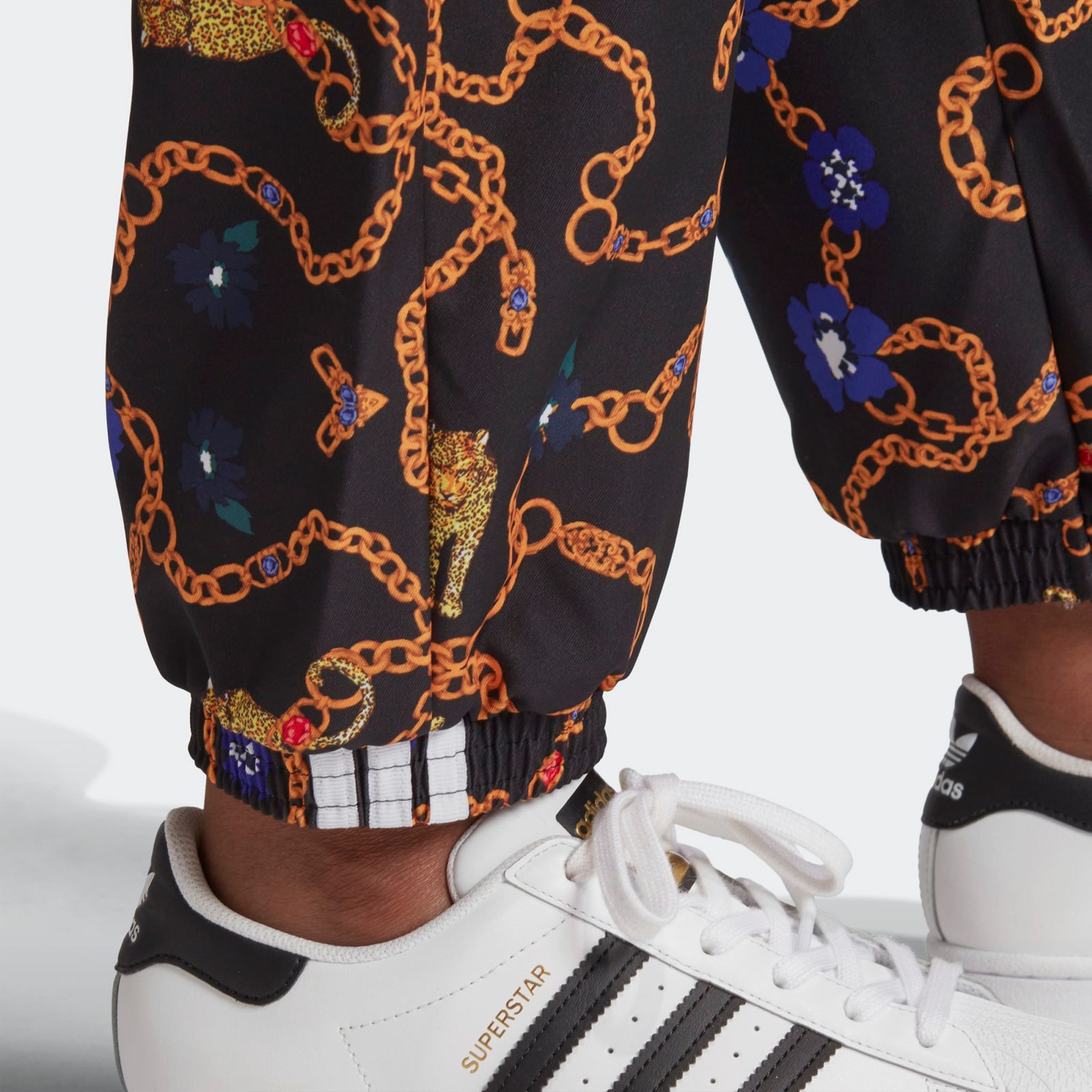 【今日の超目玉】 Adidas Originals Fit Loose Chino Cargo London Studio Her ジャケット・アウター