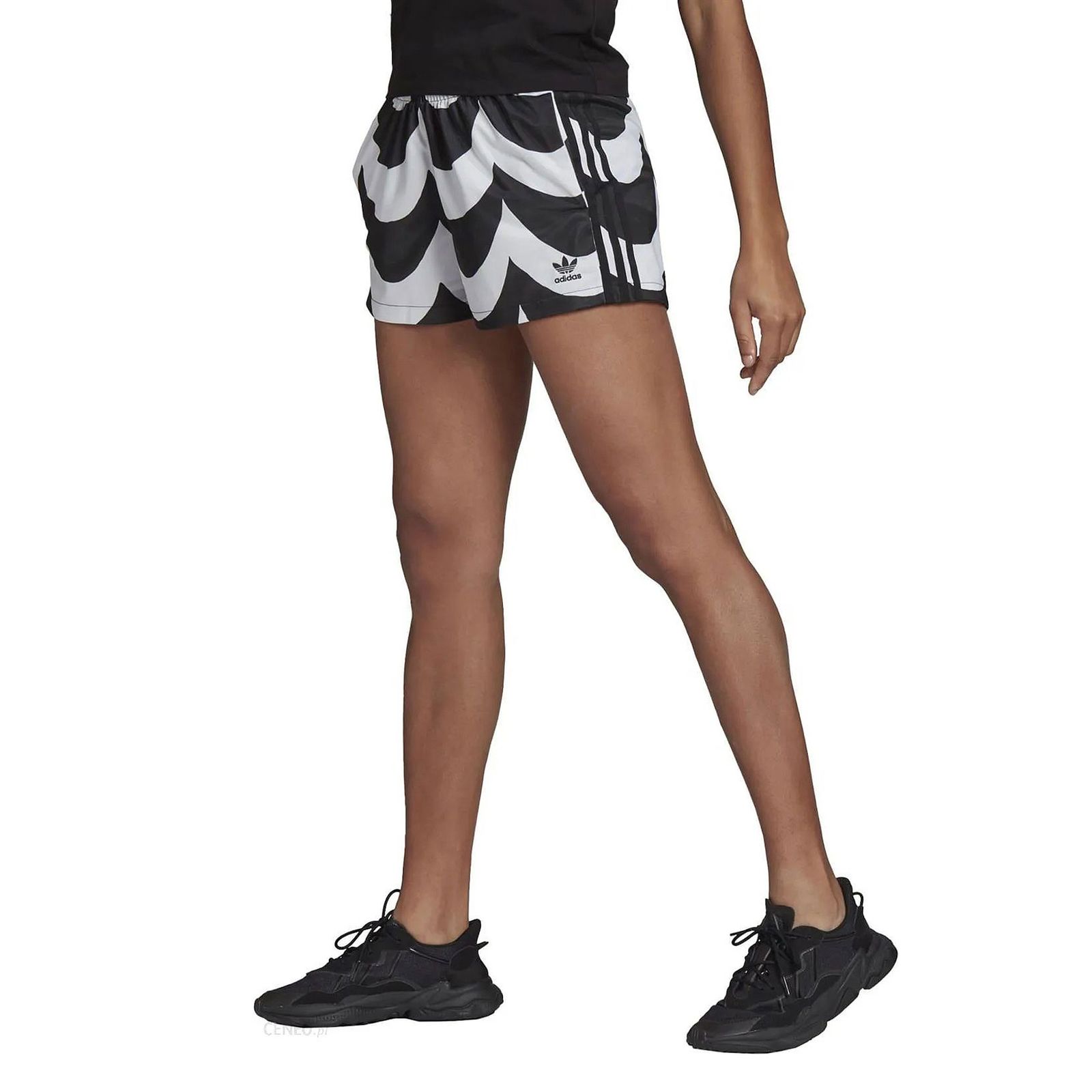 H20477-adidas-marimekko-shorts
