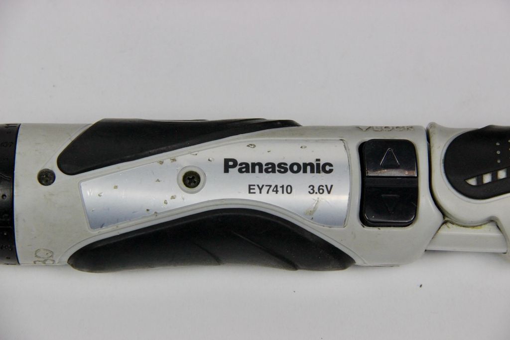 Panasonic Battery Knick Screwdriver 3,6V EY7410 LA2S Charger EY0L10