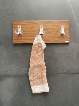 6021-Edler-Badezimmer-Handtuchhaken-Wandhandtuchhaken-50-x-20-cm-Carl-Svensson_6.jpg