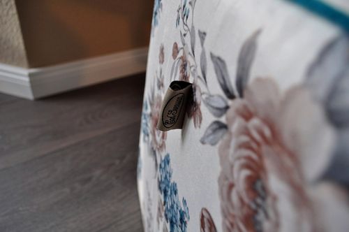 Design Hocker Pouf Carl Svensson Türkis Creme Rosen Blumen PK-3m