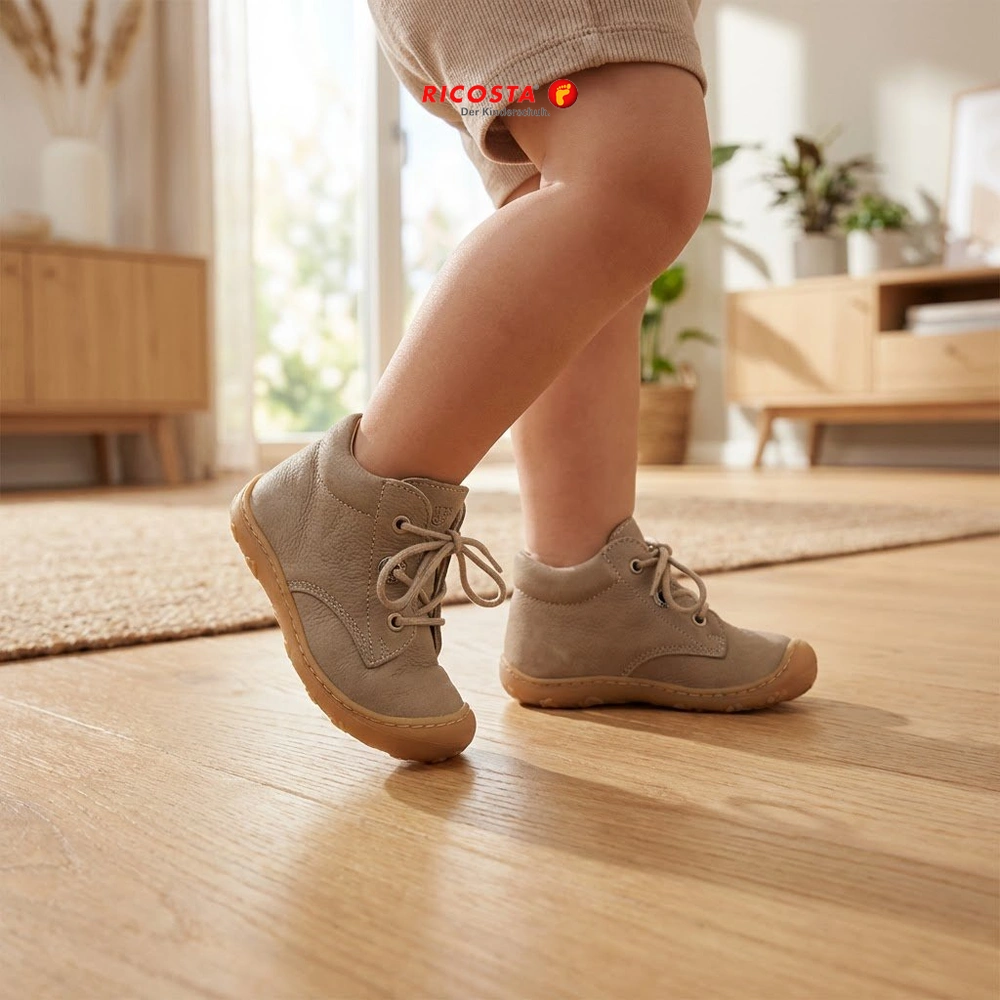 Schnür- | Klettschuh