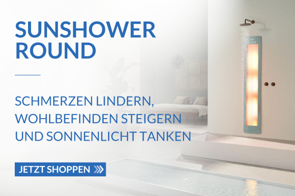 Banner der Sunshower Round, rechte Seite Beispielbild der Sunshower Round an Wand montiert, links Text mit: Schmerzen lindern, Wohlbefinden steigern und Sonnenlicht tanken