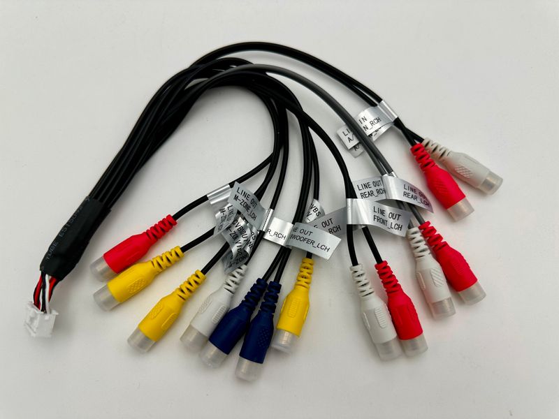 ZENEC N-ZE3756-ISO3 Z-N965 Z-N966 Z-N875 Anschlusskabel Cinch Line Out AV AUX