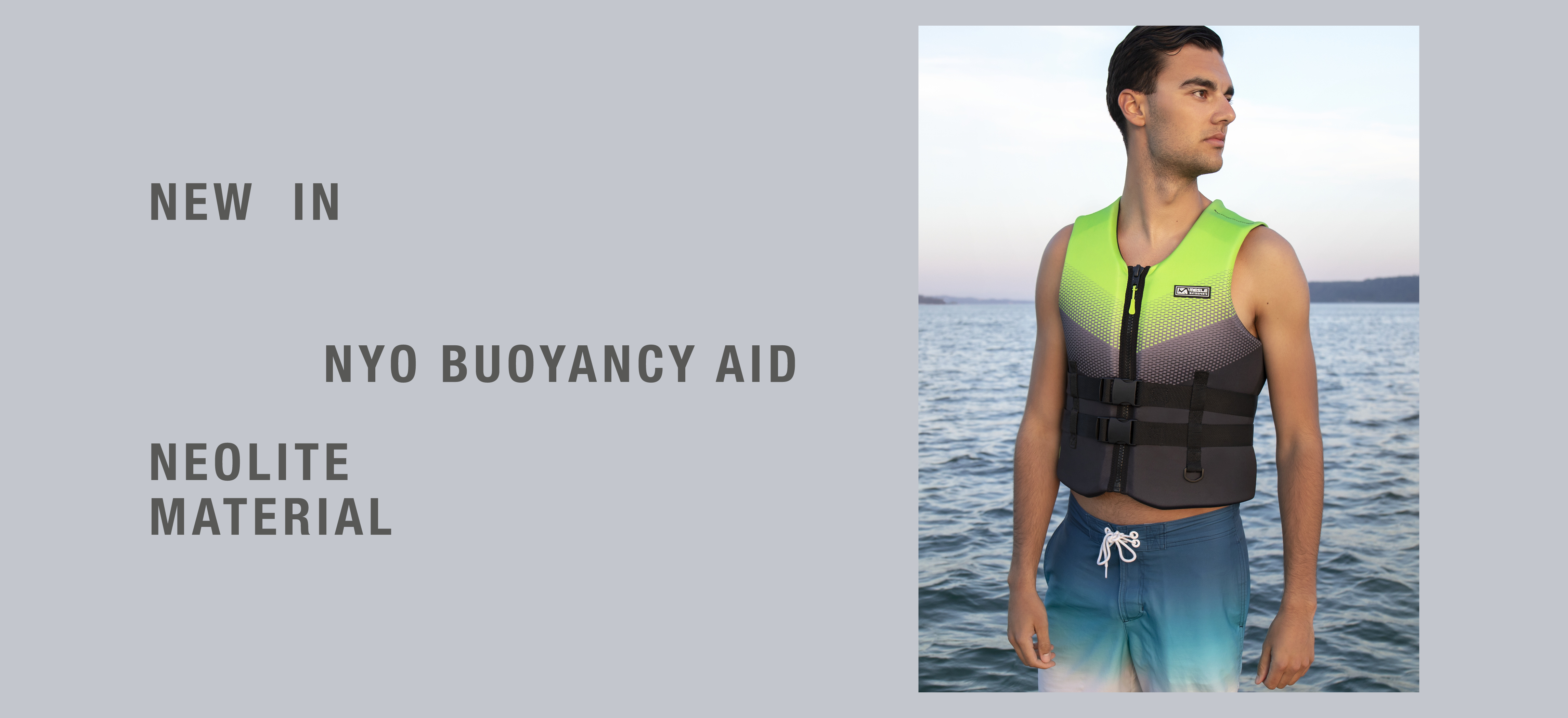 Produktkampagne Mann trägt MESLE NeoLite Schwimmweste NYO 3D Unisex grün