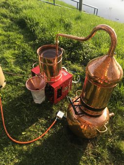 Alambicco con colonna CopperGarden® 30 litri con termometro  Benvenuti a  Destillatio - Il vostro negozio per la distillazione e la cucina