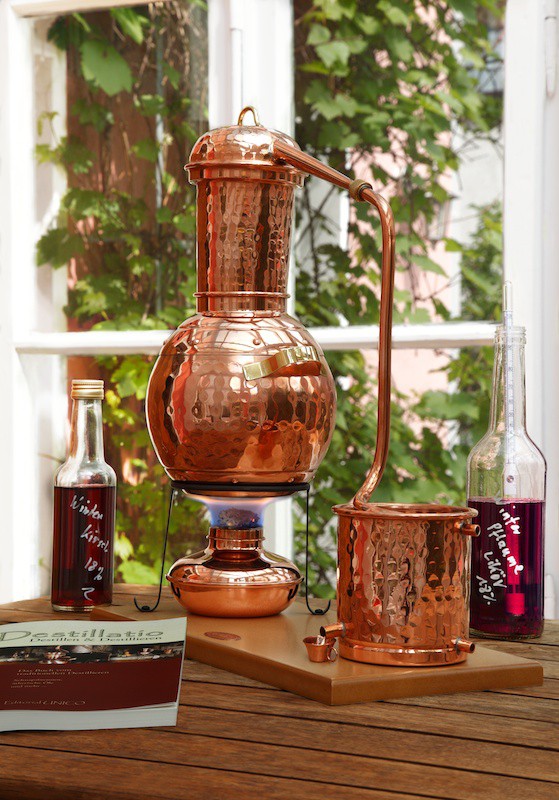 "CopperGarden®" Tabletop still Arabia 2 L with alcohol burner & aroma