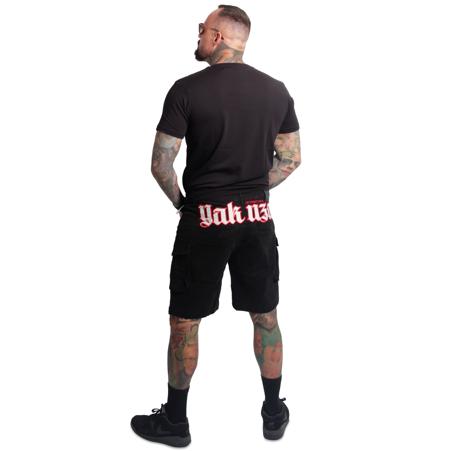 Yakuza pánské cargo šortky Black Tar Cargo Shorts black