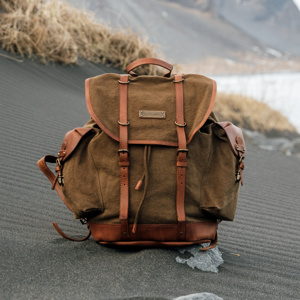     Backpack »Henry«